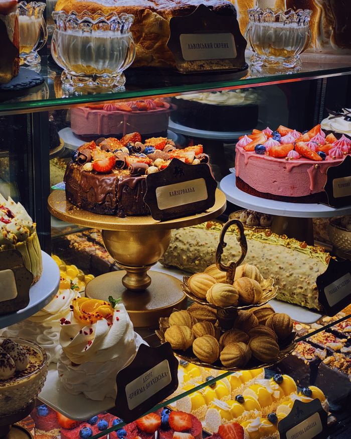 Vetrina di una pasticceria